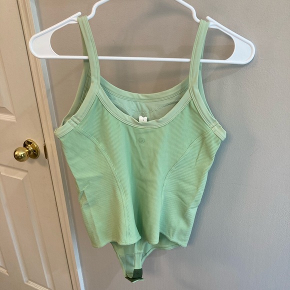 Lululemon Athletica Ribbed Yoga Bodysuit Creamy Mint Size 8 EUC - Picture 5 of 8